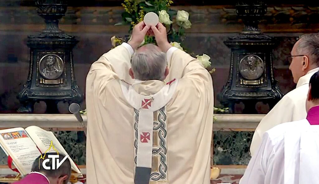 Pope Francis celebrates Mass in the Sistine Chapel ad orientem on January 12, 2014. Photo credit: CTV